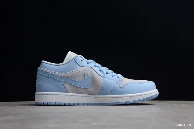 Rep MAX 1 DC0774-050 Blue Low (W) Jordan University 0415